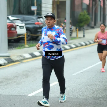 Runner Photo 8629796