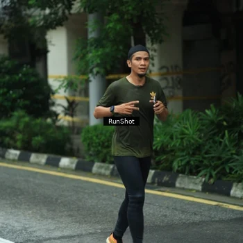 Runner Photo 8629811