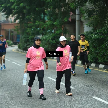 Runner Photo 8629847