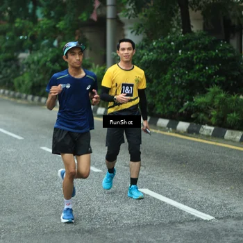 Runner Photo 8629868