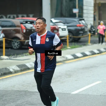 Runner Photo 8629901