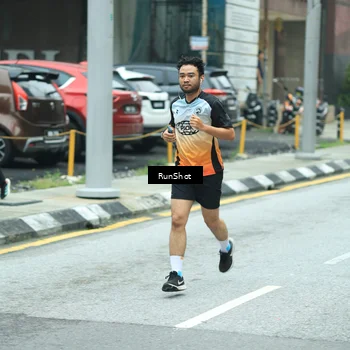 Runner Photo 8629916