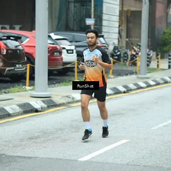 Runner Photo 8629918