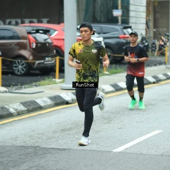 Runner Photo 8629937