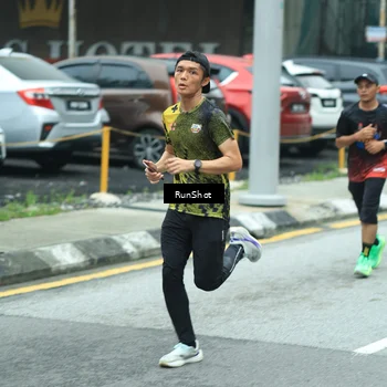 Runner Photo 8629941