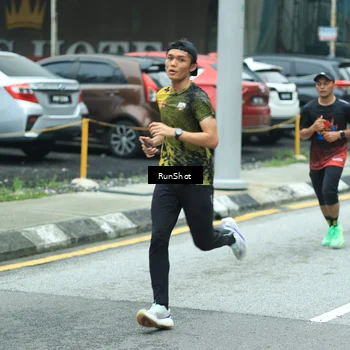 Runner Photo 8629943