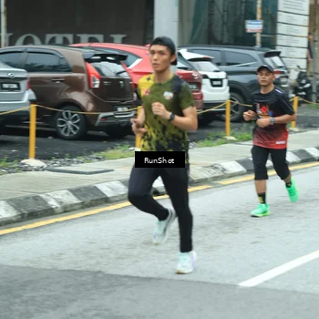 Runner Photo 8629944