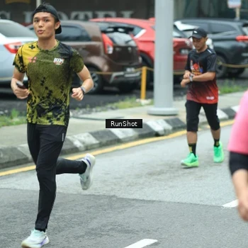 Runner Photo 8629946