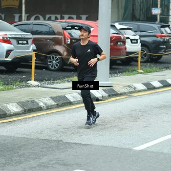 Runner Photo 8629953