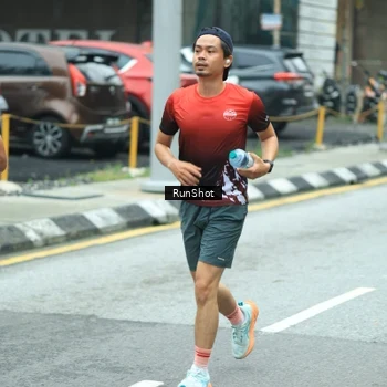 Runner Photo 8629973