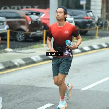 Runner Photo 8629974