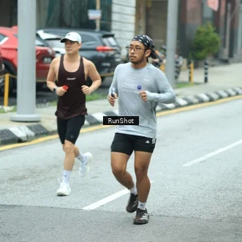 Runner Photo 8629978