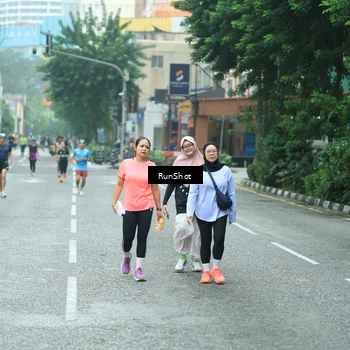 Runner Photo 8630028