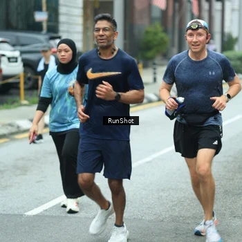 Runner Photo 8630041