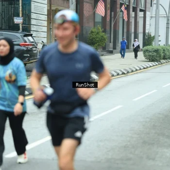Runner Photo 8630044