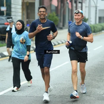 Runner Photo 8630046