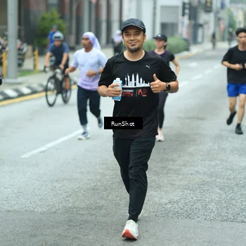 Runner Photo 8630089