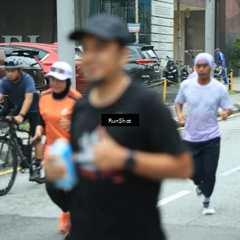 Runner Photo 8630090