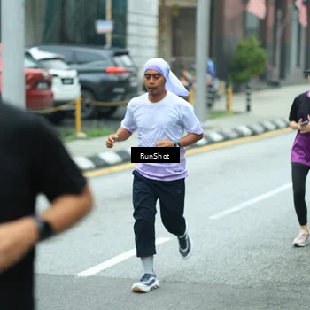 Runner Photo 8630092
