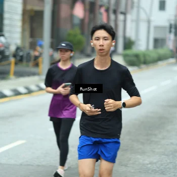 Runner Photo 8630100