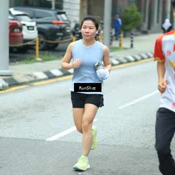 Runner Photo 8630113