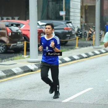 Runner Photo 8630117