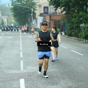 Runner Photo 8630145