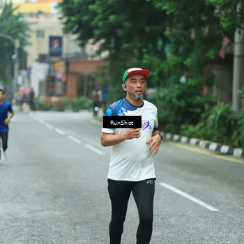 Runner Photo 8630172