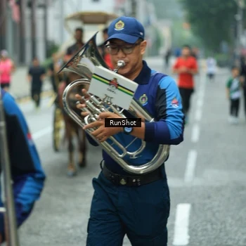 Runner Photo 8630294