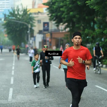 Runner Photo 8630311