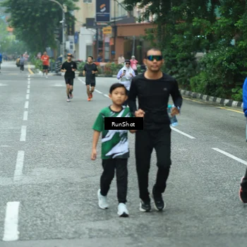 Runner Photo 8630341