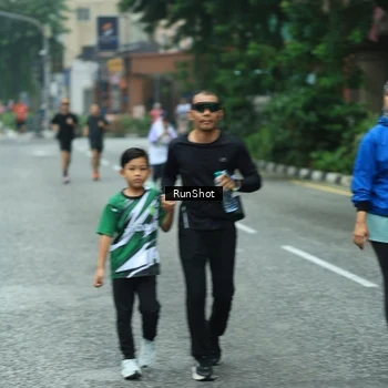Runner Photo 8630347