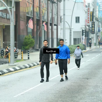 Runner Photo 8630369