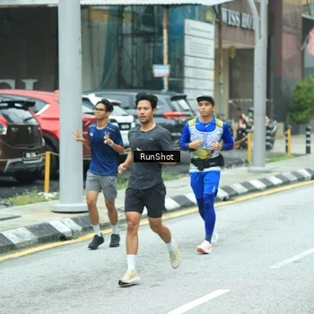 Runner Photo 8630382