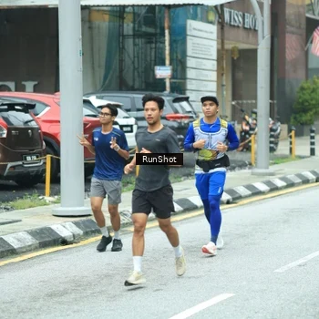 Runner Photo 8630383