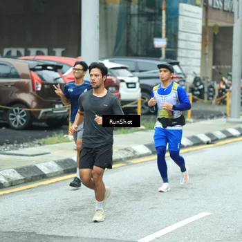 Runner Photo 8630386