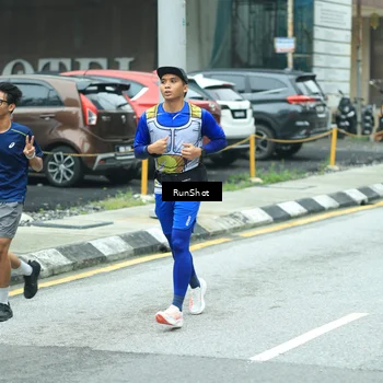 Runner Photo 8630389