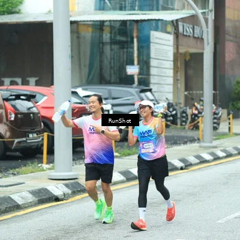 Runner Photo 8630393
