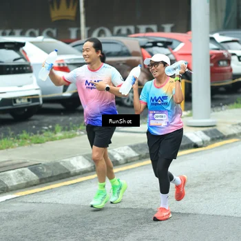 Runner Photo 8630399