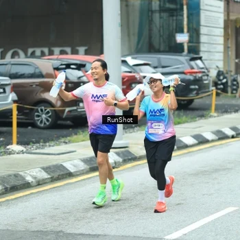 Runner Photo 8630401