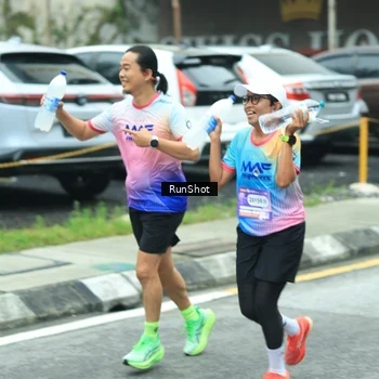 Runner Photo 8630402