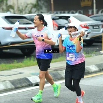 Runner Photo 8630404