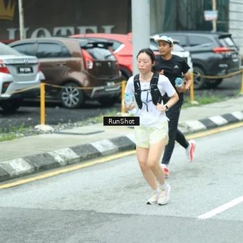 Runner Photo 8630406