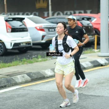 Runner Photo 8630409