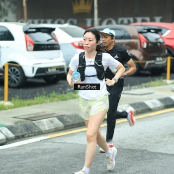 Runner Photo 8630411
