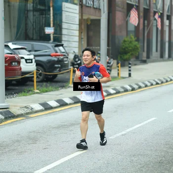 Runner Photo 8630419