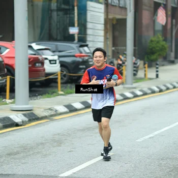 Runner Photo 8630422
