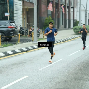 Runner Photo 8630423