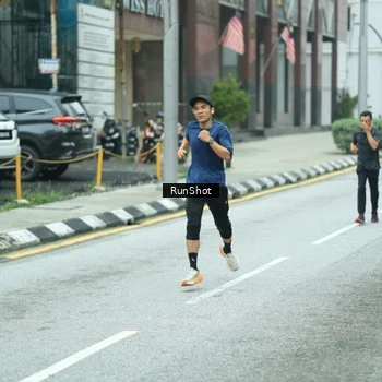 Runner Photo 8630428