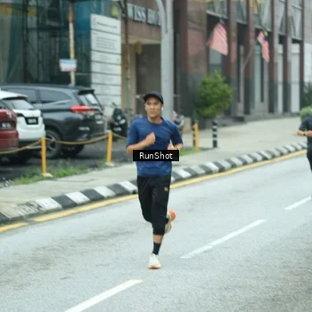 Runner Photo 8630429